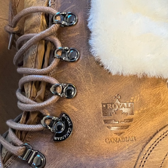 Brand New Royal Canadian size 8 women’s boots - Picture 7 of 9